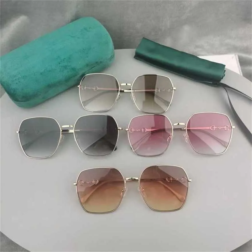 New High Quality Horse Titles Buckle Irregular Polygonal Female Family 0882 Sunglasses Metal Available