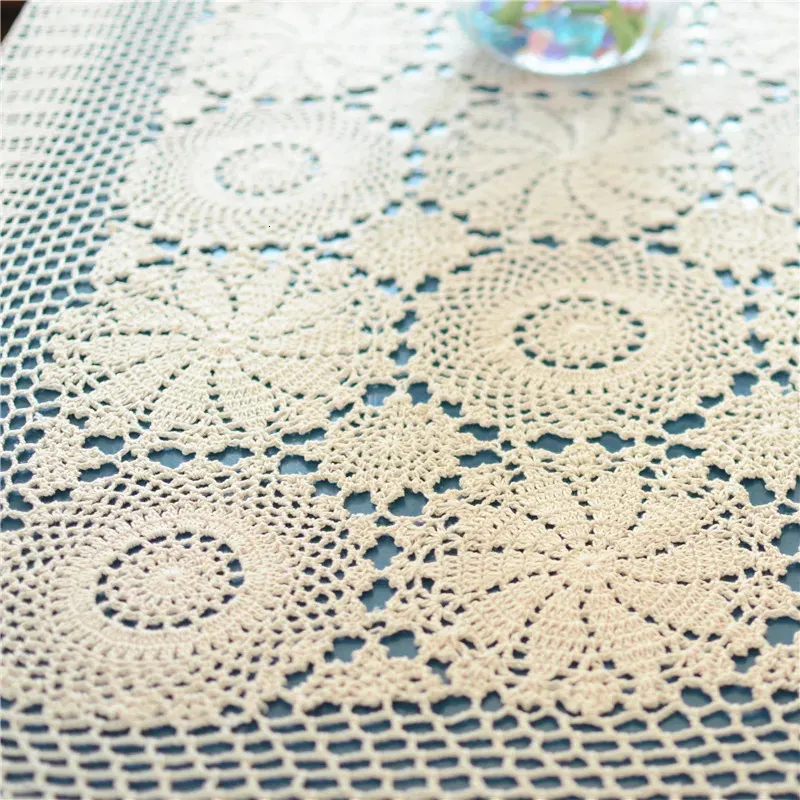 Handgehäkelte Tischdecke Aus Baumwolle – Vintage-Look, Rund, Ø 13-42 Cm – Für Café & Wohnzimmer