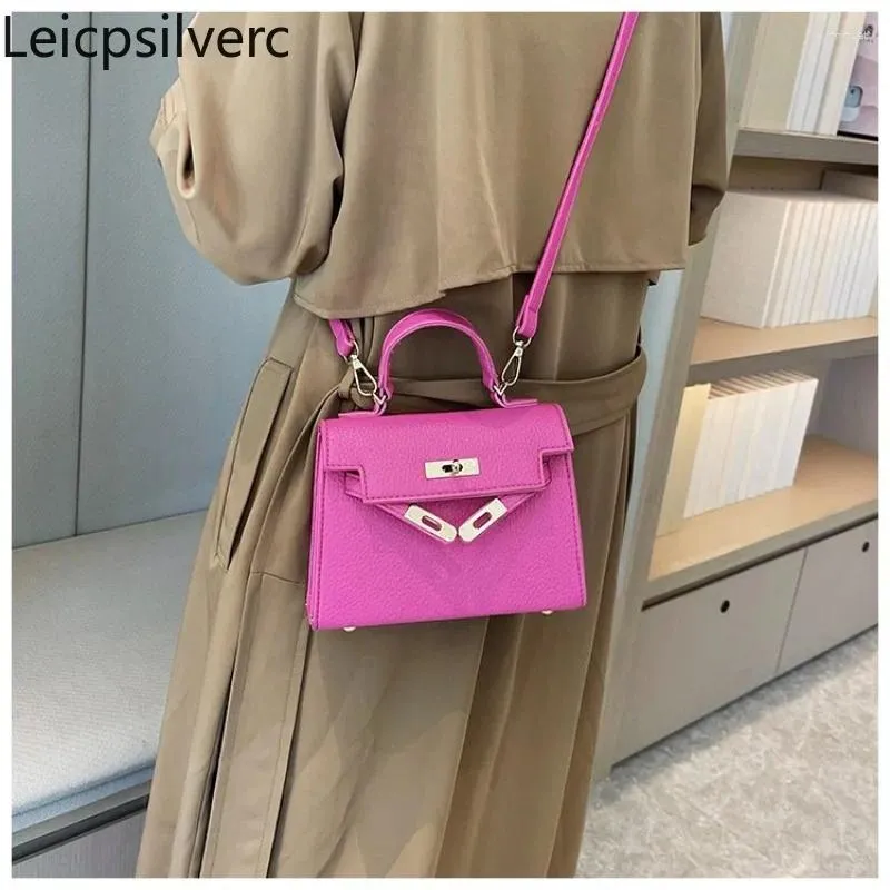 Shoulder Bags Autumn And Winter Styles Fashion Solid Color PU Versatile Women's Single Backpack Pinkycolor Lock Catch Handbag