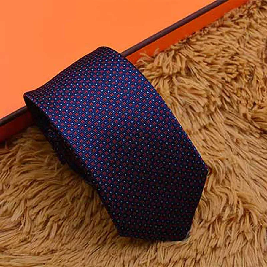 Cravate de créateur Cravate en soie pour hommes de haute qualité Cravatta Uomo Cravates d'affaires pour hommes Lettre brodée Krawatte sans boîte Cravates de luxe