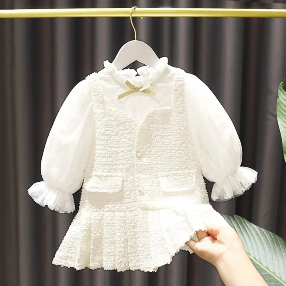 Robes de fille fille bébé à la mode deux pièces robe automne petite princesse parfumée 1 7 ans 231204