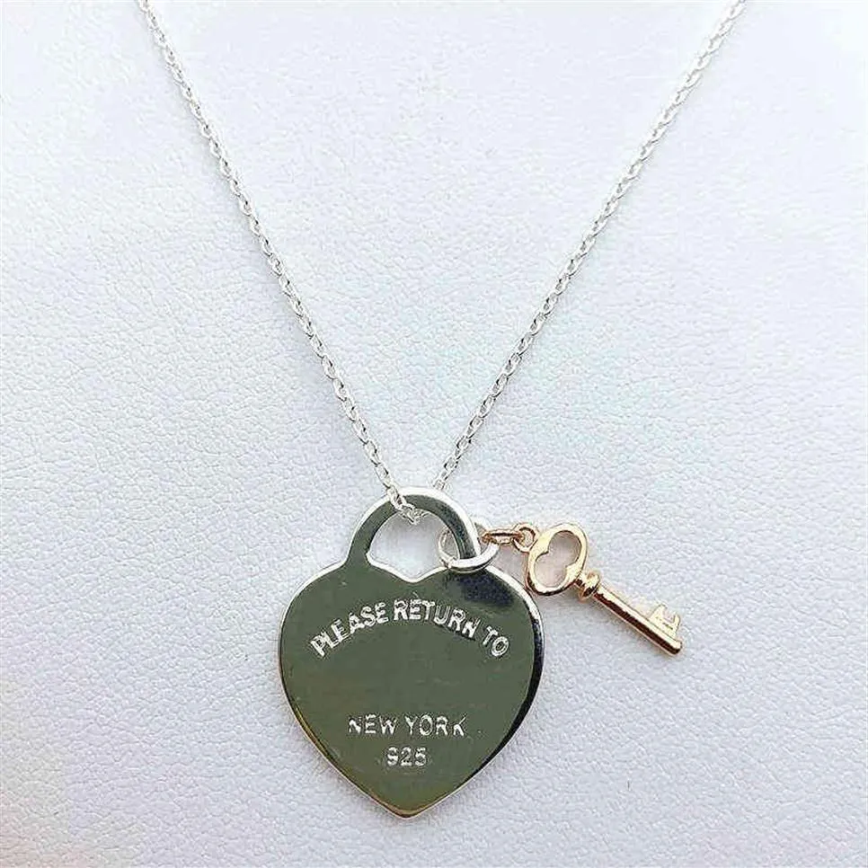 100% S925 Sterling Silver Heart & Key Pendant Trendy Necklaces Women Original Romance High-End Jewelry Valentine Gift H1221246m