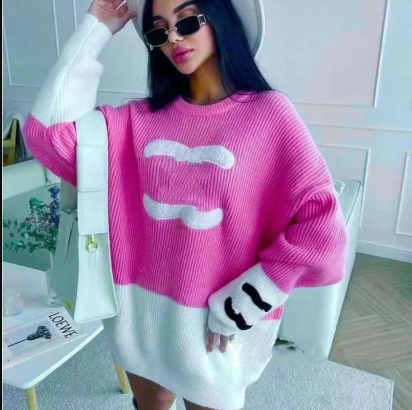 Kış Yeni Kadın Tasarımcı Külot Örgü Havlu Nakış Kazak Mektubu Ccity Pink Kontrast Mujer Sıradan Kızlar Jacquard Fanil Giyim