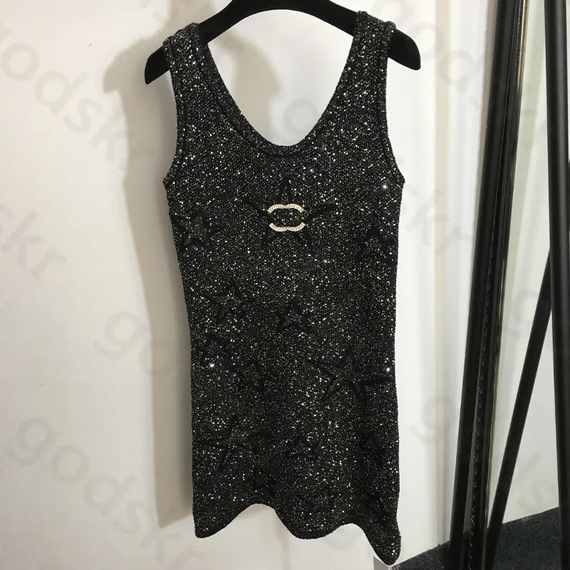 Vestido de punto de lentejuelas de lujo para mujer, vestido camisola Sexy, vestido veraniego con bordado a la moda para citas, falda con escote en V profundo, vestido sin mangas