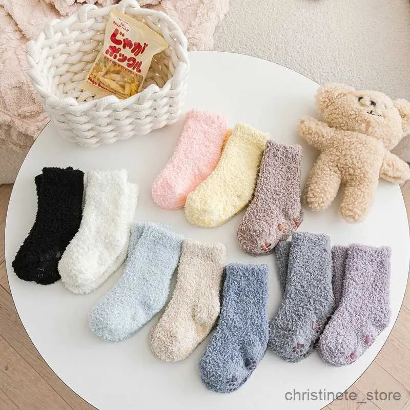 Kids Socks Winter Coral Fleece Children Socks Christmas Thick Warm Anti-slip Newborn Girls Boys Tube Socks Indoor Floor Socks For 0-5 Years R231204