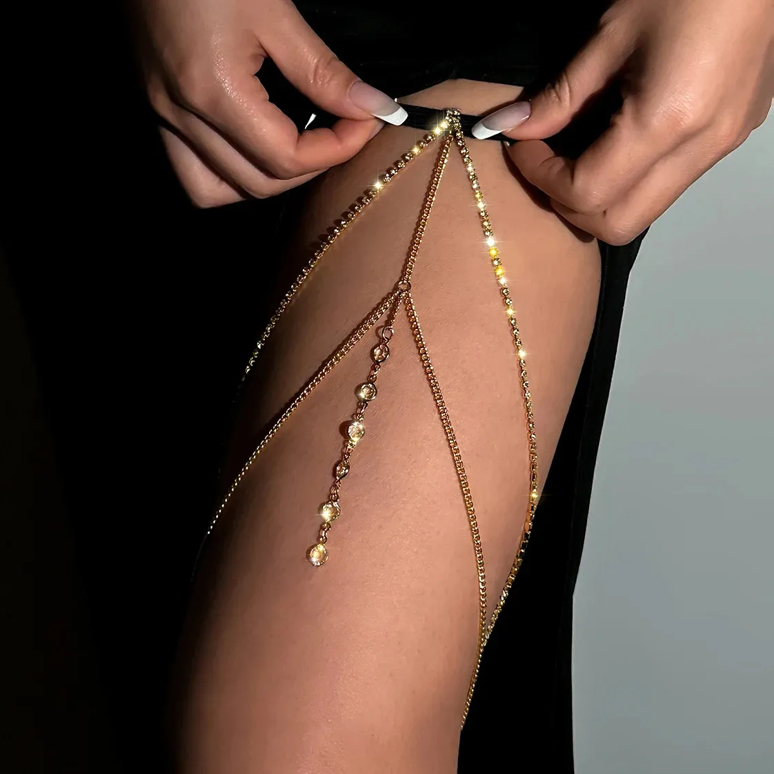 Nabel-Klingelknopf-Ringe, Boho-Elastikband, Bandage, Bein- und Oberschenkelkette für Frauen, Bikini, sexy Quaste, mehrschichtig, verstellbarer Strumpfgürtel, Strass-Körperschmuck, 231204