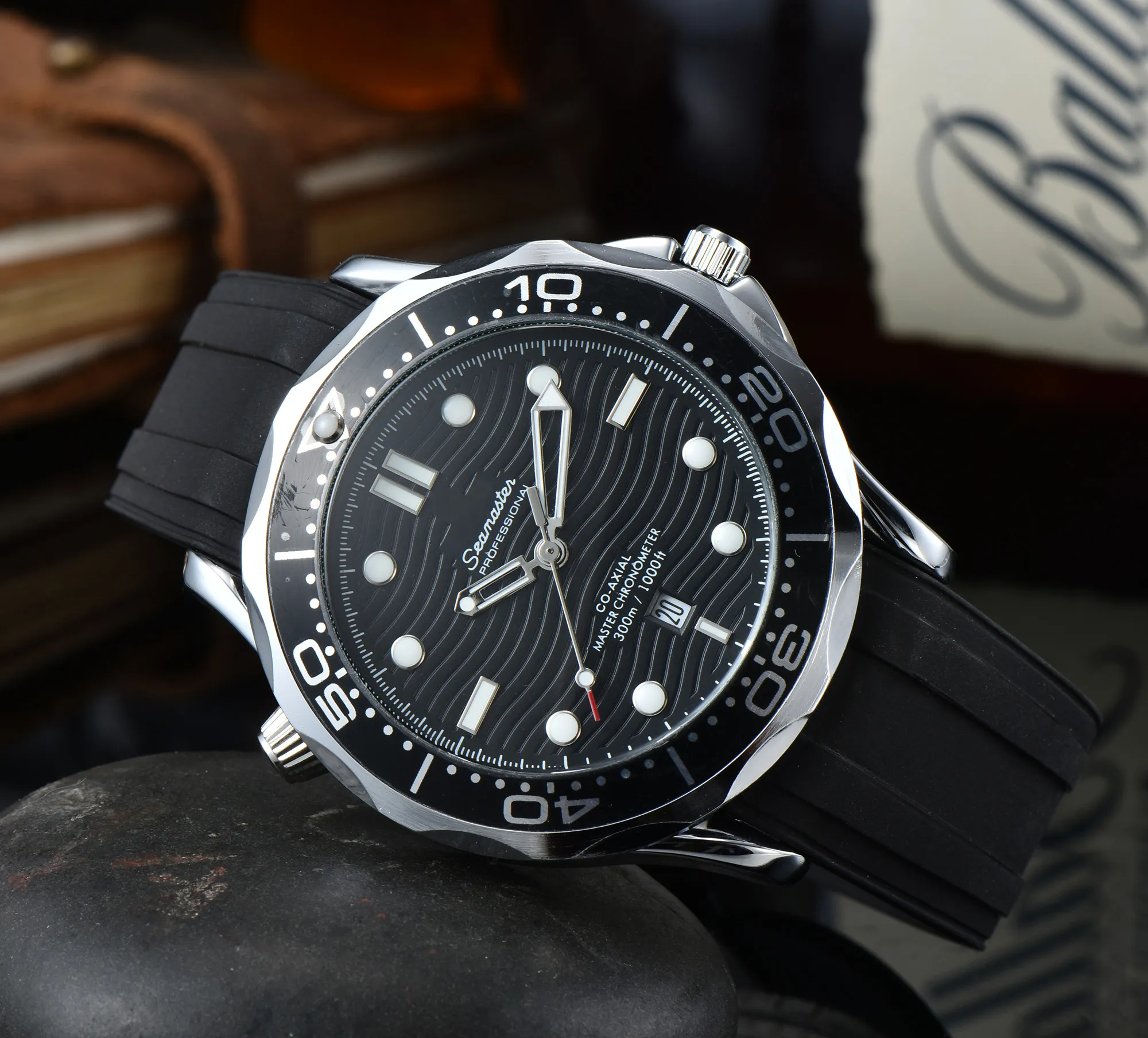 2023 2024 New Brand Original Business Mens Omegas Watches Classic Round