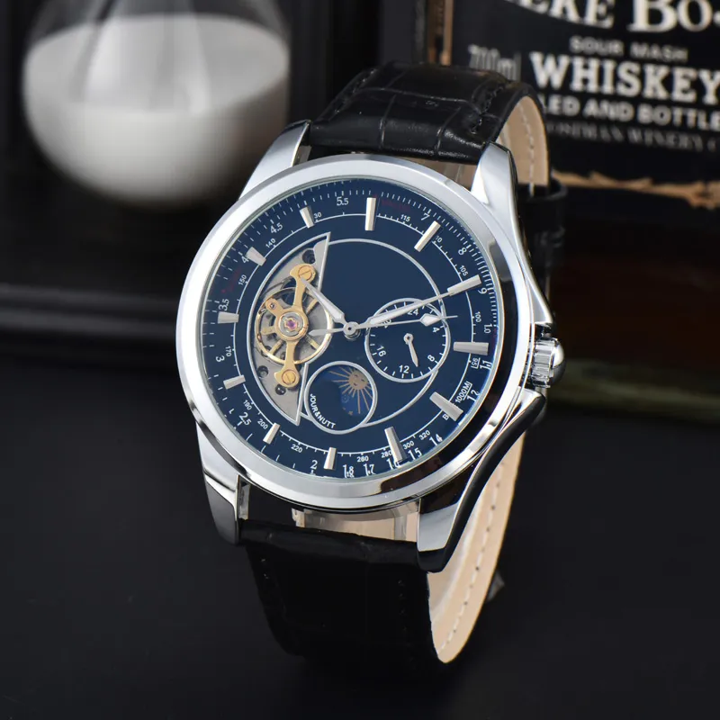 Luxury Mens Watch Automatic Machinery Endurance Pro Chronograph 44 mm Band de montre en acier inoxydable 1884 Hommes montres HardEx Glass Wrist Wrists Relojes Breitling 07