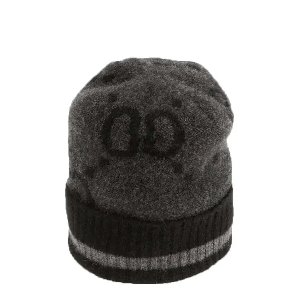 Boné de inverno boné de inverno masculino tricô presente gorro designer gorro e mulheres toalha quente chapéu de lã de malha para bonés de esqui golfe caxemira patchwork le ted s