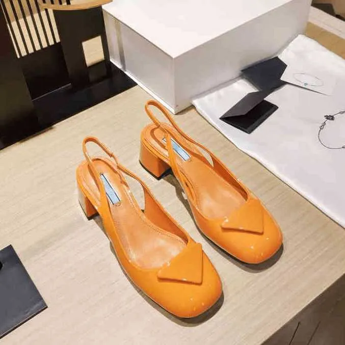 Moda-Nueva sandalia de verano Zapatos de mujer Sandalias de diseñador Tacones altos Top Cuero de lujo Tacón bajo Señoras Trabajo Fiesta de bodas Negro Naranja 231115