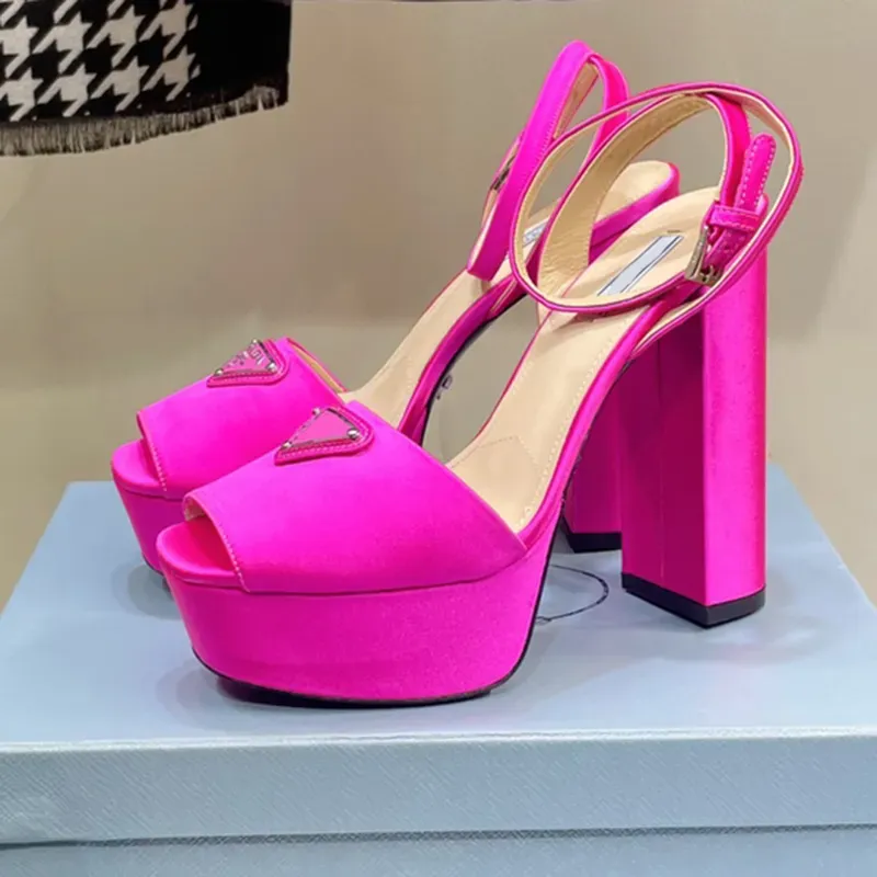 Platform heels Sandals womens Designers shoes Fashion Satin Patent Leather Triangle buckle decoration 13cm high heeled shoes 35-42 Rome Designer Sandal