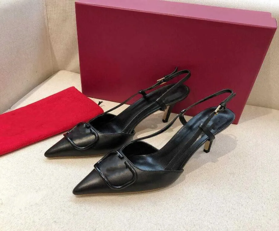 Chic shoes 2024