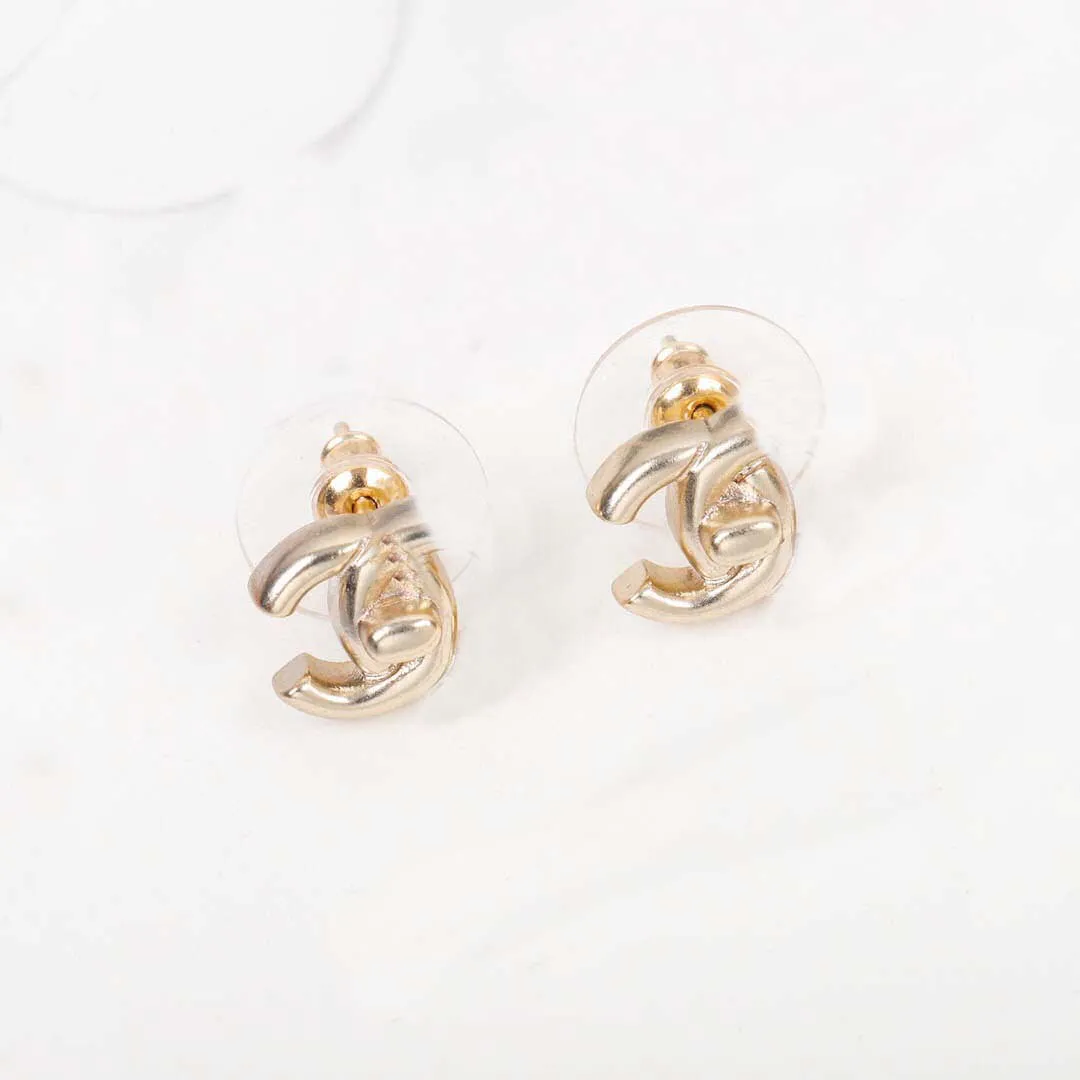 Top qualité style de mode conception simple boucle d'oreille en plaqué or 18 carats clair pour les femmes cadeau de bijoux de fiançailles de mariage PSS3074