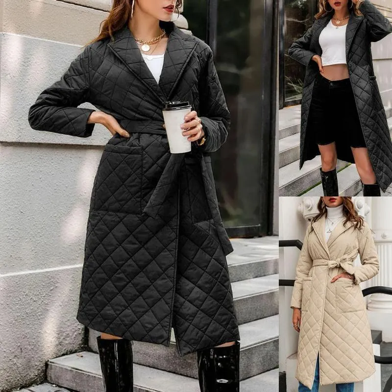 Kvinnans jackor 2023 Winter Diamond Quilted Coat Knee Cotton Down Jacket med bälteslätt vadderade fickor Ropa Mujer