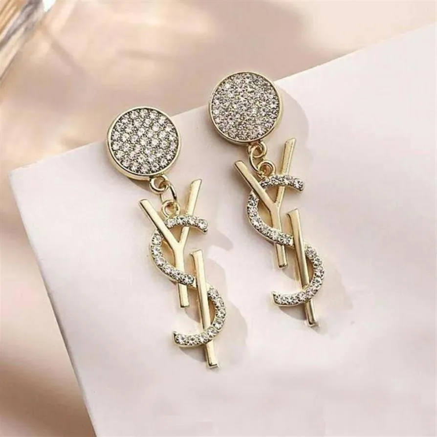 Fashion Women Designer Earrings Ear Stud Brand 18K Gold Plated Designers Geometry Letters Crystal Earring Wedding Party Jewerlry C202C