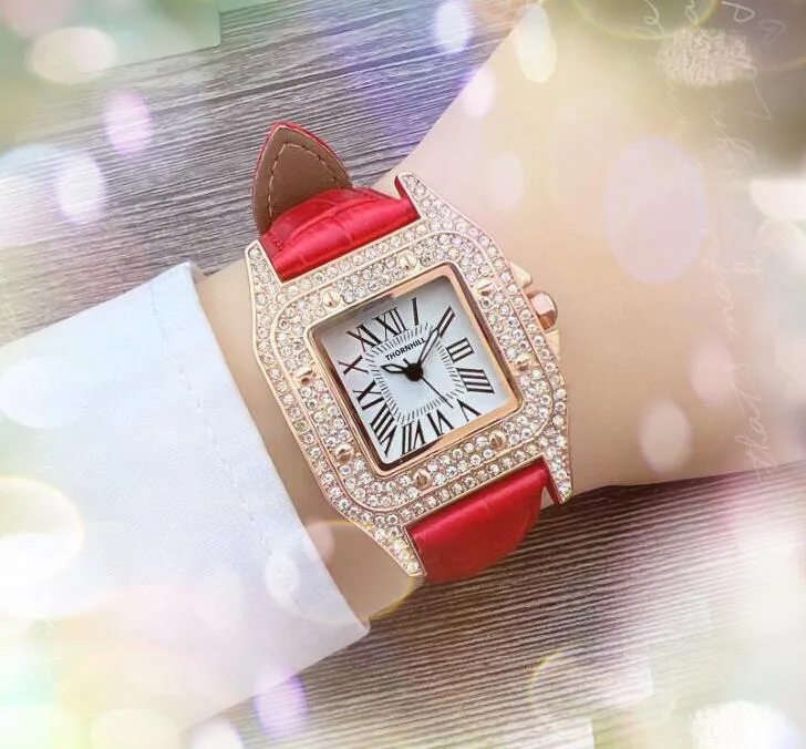 Роскошный квадратный римский танк Quart Quartz Watch Watch Women Full Diamonds Кольцо красные розовые синие кожаные часы Все криминали