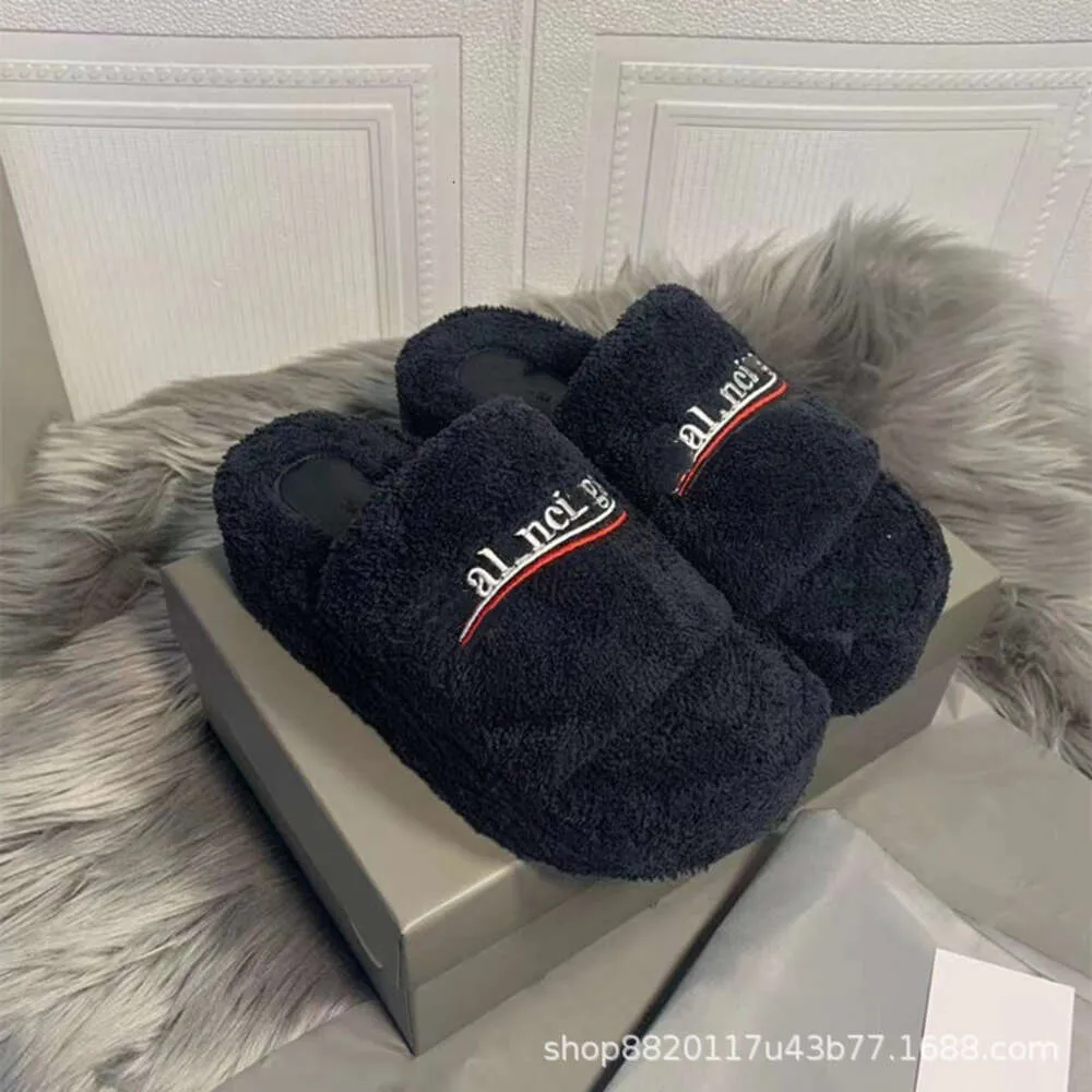 Buty designerskie Paris Slipper Furry platforma sandałowe pluszowe kapcie hafty b słowo para pluszowe kapcie furry slajd zamszowe kapcie 98xxl