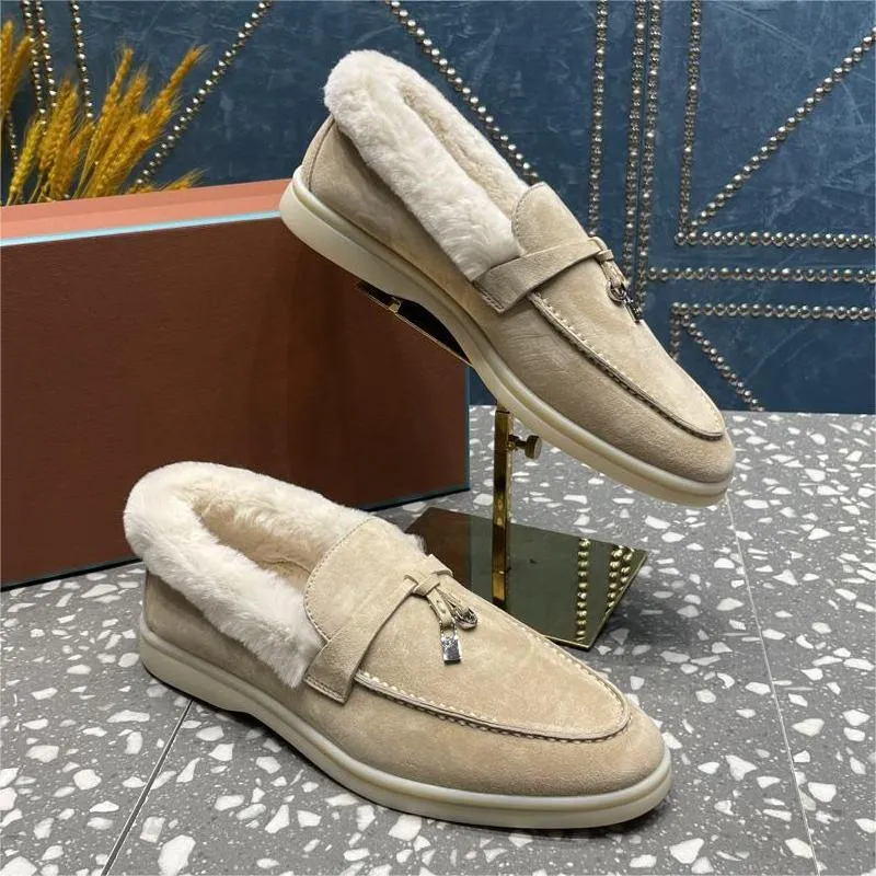 Iconic Womens Suede Snow Loafers Shoes Winter Luxurys Designer Midnight Blue Windy Dunes White Pink Beaver Fur Non-slip White Soles Pendants Casual Shoes 35-42