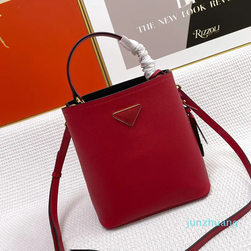 New look online bucket bag