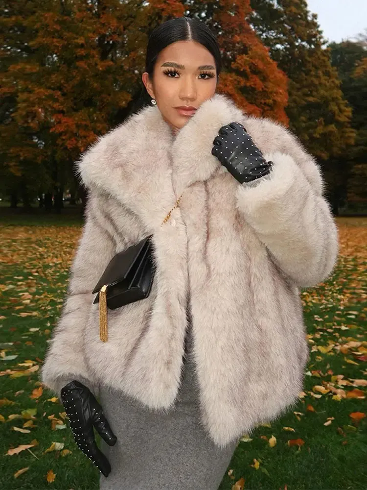 Womens Fur Faux Fur Manteau Court En Fausse Fourrure Pour Femme Manches Longues Revers Melanges De Laine Patchwork Vestes Epaisses Peluche Chaud Hiver 231205 From 26 79 DHgate