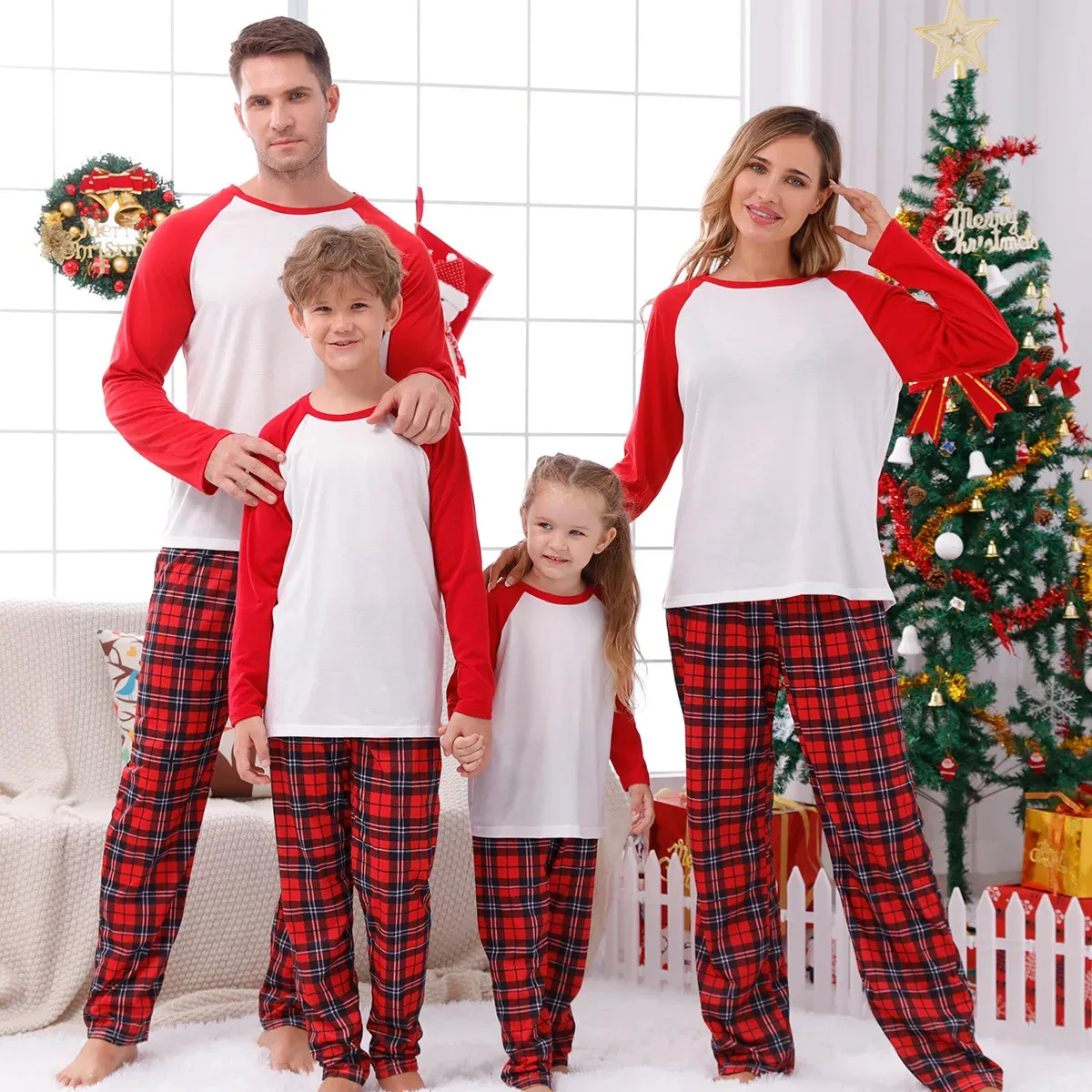 Family Matching Outfits Year Clothes Christmas Mom Dad Kids Pajamas Set DIY Blank 2 Pieces Clothing Sets Xmas Look Pjs 231204