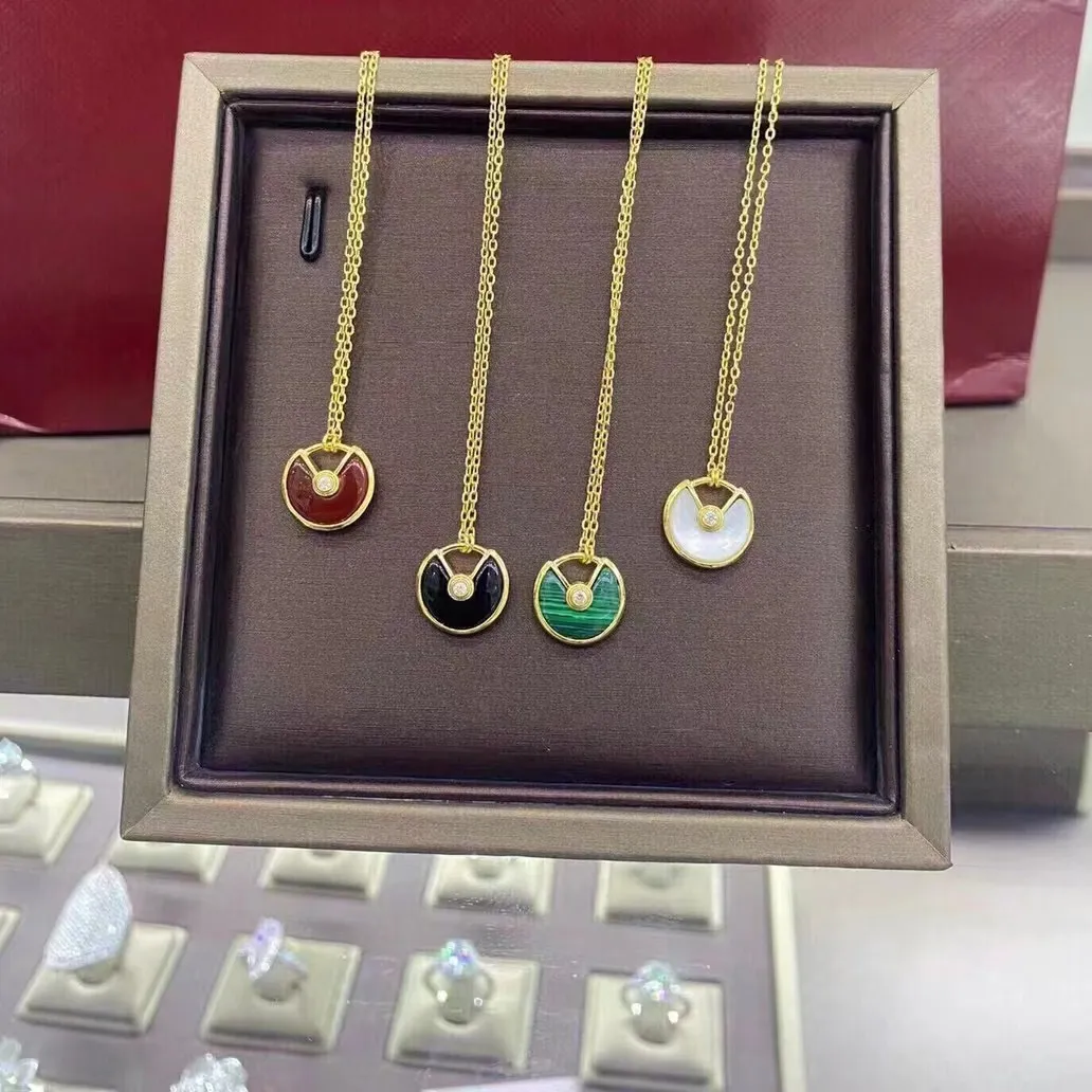 Дизайнерское ожерелье, женские украшения, ожерелье-амулет, женский кулон из розового золота 18 карат с агатом, персонализированная цепочка на ключицу