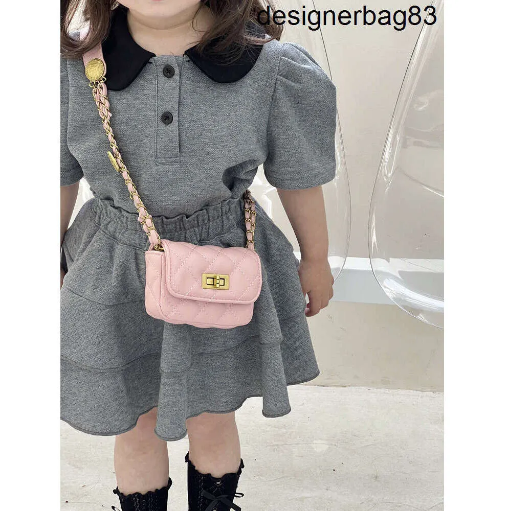 ファッションデザイナーキッズガールズハンドバッグ子供ミニショルダーバッグベイビーフリップPUレザーメッセンジャークロスボディハンドバッグ