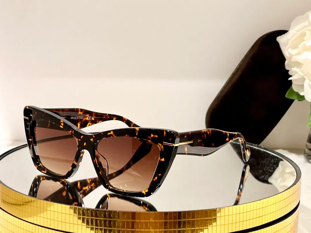 Hombres Gafas de sol para mujeres Últimas ventas Gafas de sol de moda Gafas de sol para hombre Gafas de sol Lente de vidrio UV400 con caja a juego aleatoria 871