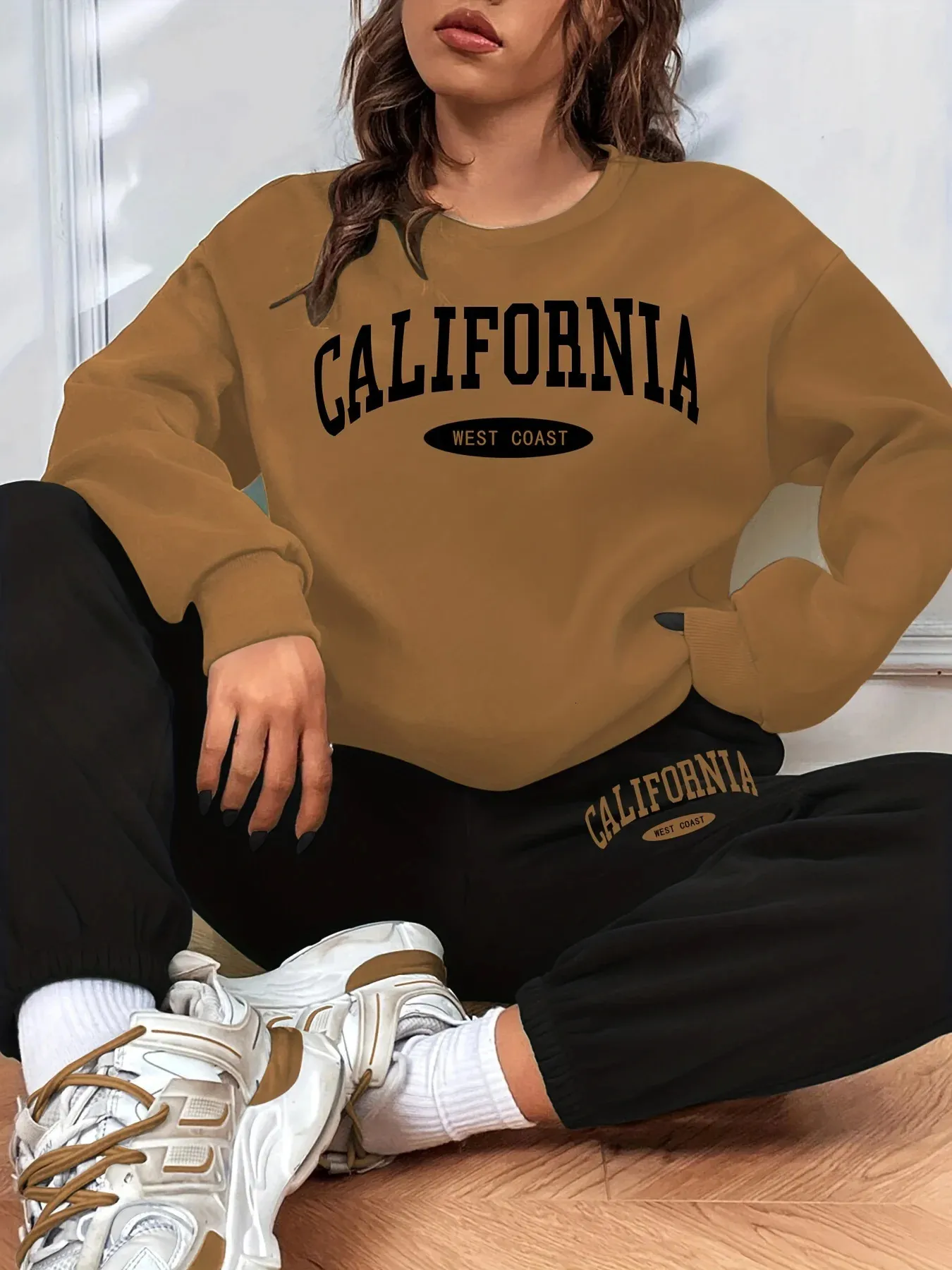 Kadın Hoodies Sweatshirt Sevimli Renk Sweatshirt Kadın Kaliforniya Mektubu 3D Baskı Sonbahar Harajuku Capless Pullover Hoodie Teps Plus Boyut 231204