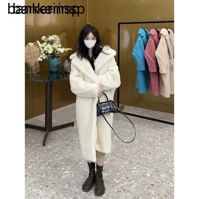 Luxury Coat Alpaca Coat Maxmaras ull Samma materialgenerering G Klass 2023 Ny Autumn/Winter M Bear Women's Fur Fleece Mid Length90JR