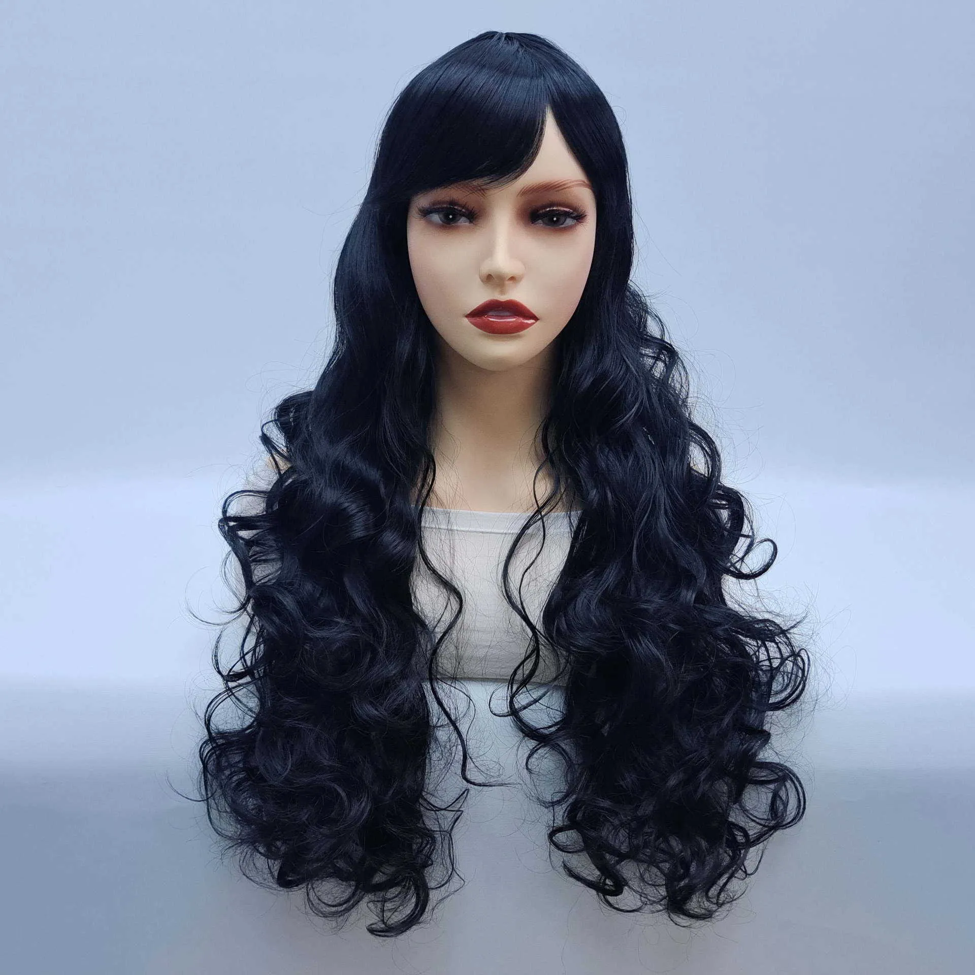 Nouvelle perruque noire cheveux longs bouclés fibre synthétique cheveux frange inclinée couverture de cheveux de fille naturelle