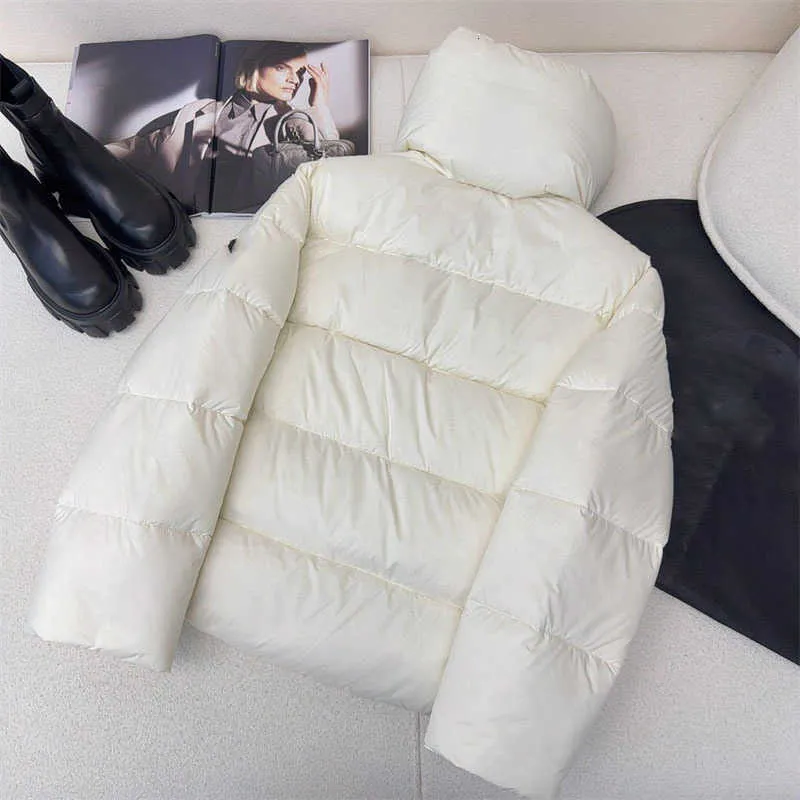 Brand de créateur de parkas pour femmes 2024 début de printemps Nouveau Nanyou Pra épaissis de vent chaud et minimaliste Mabille polyvalente avec un avant court b