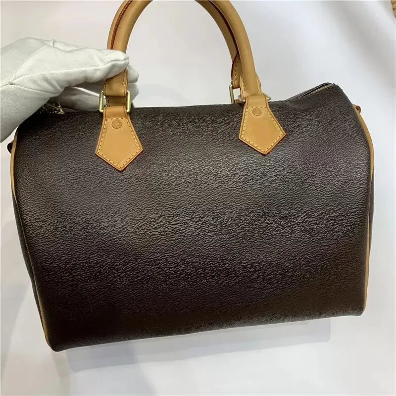 Högkvalitativ lyxväska designer handväska klassisk snabb tote messenger handväska messenger väska skal väska satchel axel crossbody väska kvinnor kors resekropp pu