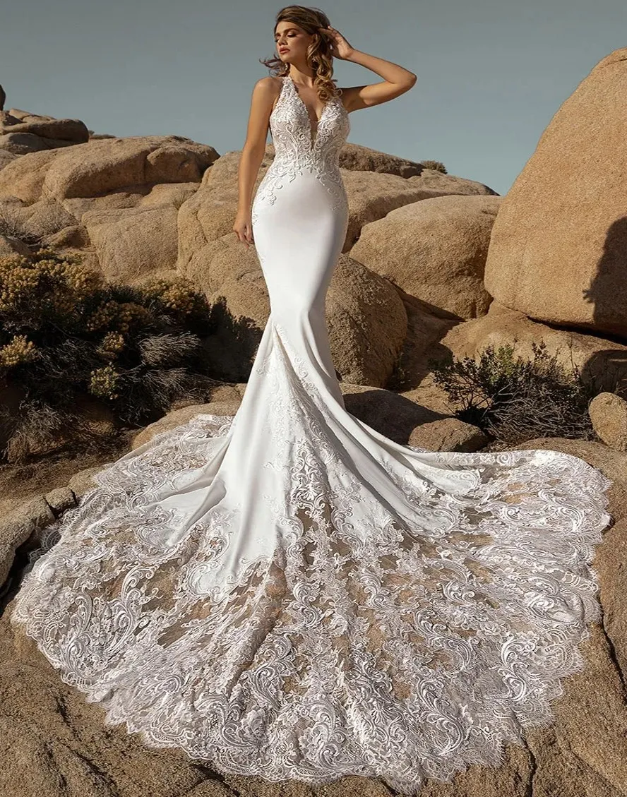 2024 Beach Mermaid Wedding Dress Sexy Halter Lace Appliques Backless Sweep Train Bridal Gowns for Women Abendkleider Vestidos De Novia