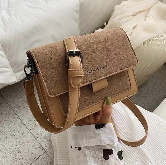 Chic Small Square Leather Shoulder Bag Fashionable Versatile Single Crossbody CH001206