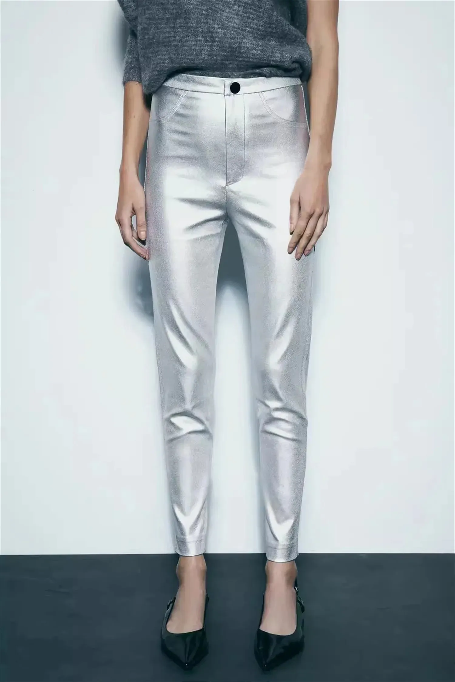 Brillant Metallic Skinny Capris: Womens Sporty Leggings With