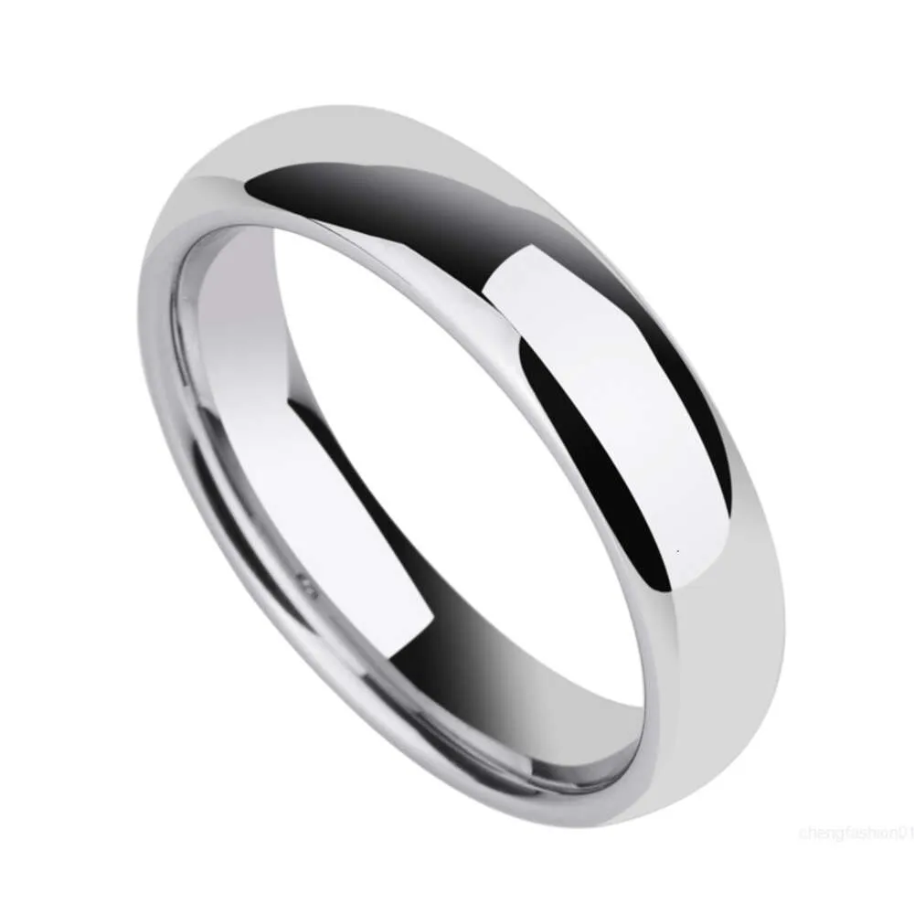 Luksusowy projektant Pierścień dla mężczyzn Tytanium Stalowy 18 -karowy złoty pierścień Diamond Kształt Women Miłość Pierścień Designerka Biżuteria na imprezę Pierścień Nail