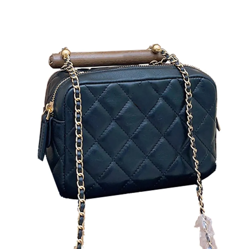 Berömd fransk designer äkta läderkvinnor Crossbody Bag Classic Fashion Diamond Lattice Trähandtag som bär polväska Dubbel bokstav Högkvalitativ axelväska