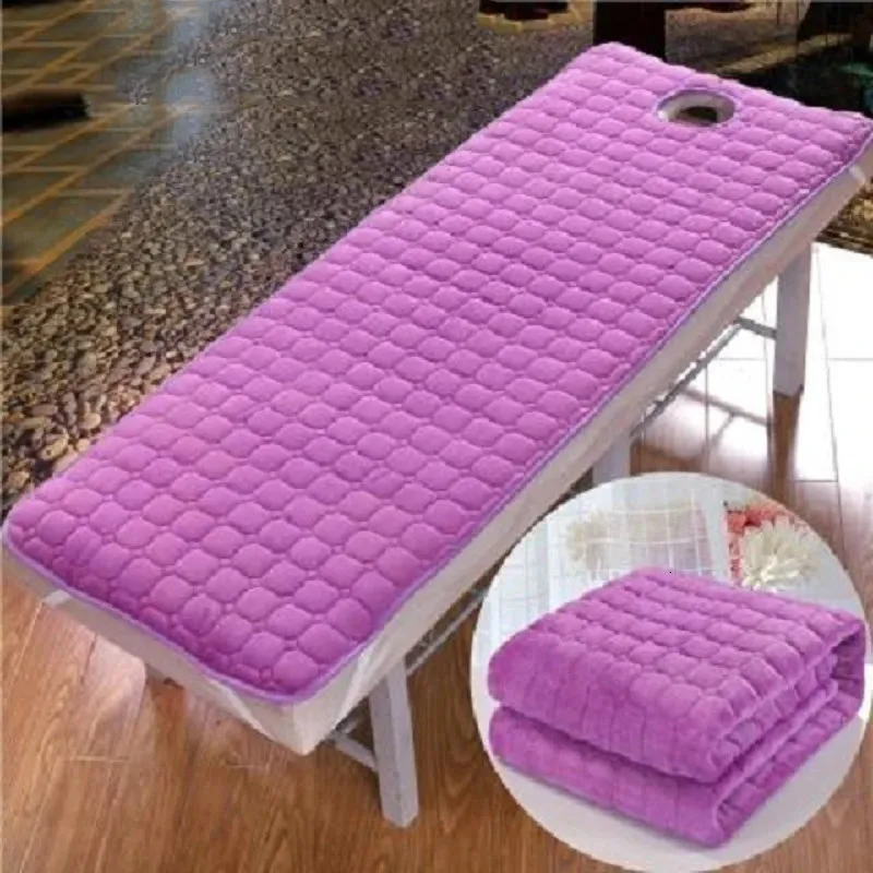 Madrass Pad Beauty Salon Bed Cushion Thicken Velvet Warm Anti Slip Room Mat Massage With Hole 231205
