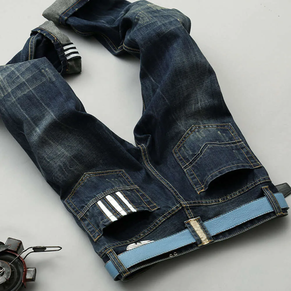 Корейская версия мужских джинсов, мужские потертые маленькие прямые брюки узкого кроя, молодежные прямые длинные брюки в стиле ретро, модный сезонный стиль