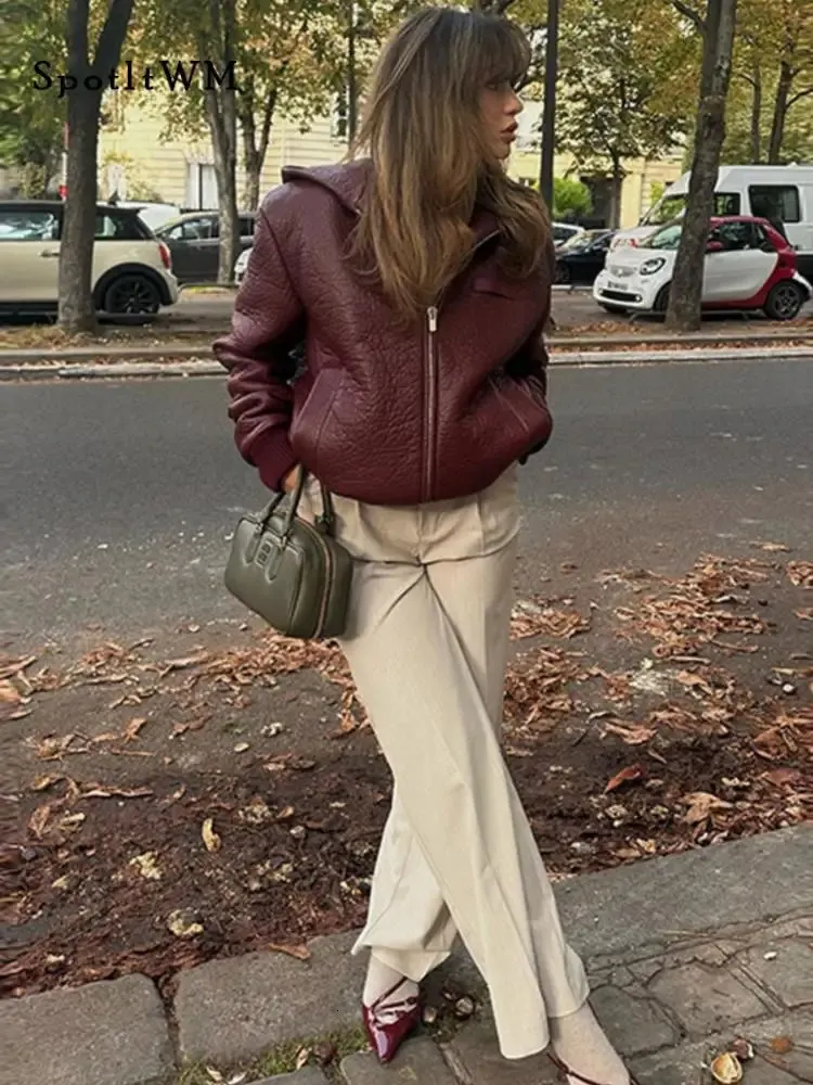 Femmes en cuir Faux automne rouge Pu recadrée manteau Vintage revers en vrac à manches longues Zipeer vestes hiver mode femme chaud Streetwear 231206