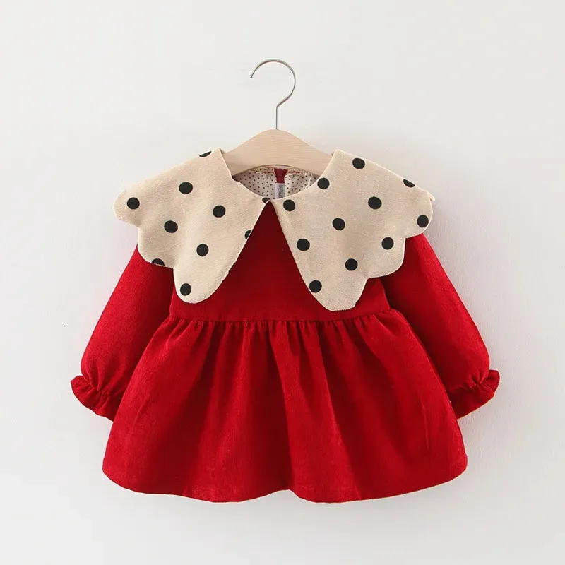 Jurken voor meisjes Nieuwe meisjesjurk met lange mouwen Koraal gestippelde babyprinses Feestverjaardagsjurk Babymeisjesjurk Babykleding Babypeuterjurk 2312306