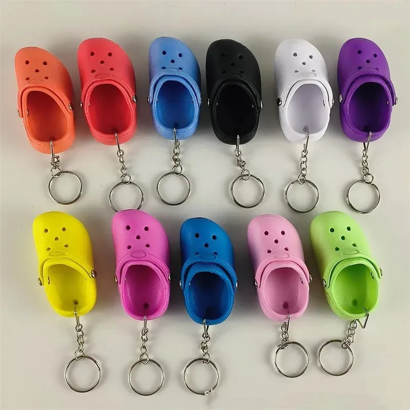 Keychains Lanyards 30 Pieces Cute 3D EVA Beach Hole Little Croc Shoe Key Chain Mini Slipper Shoes Keychain for Girl Boy Christmas Gift Jewelry 231205