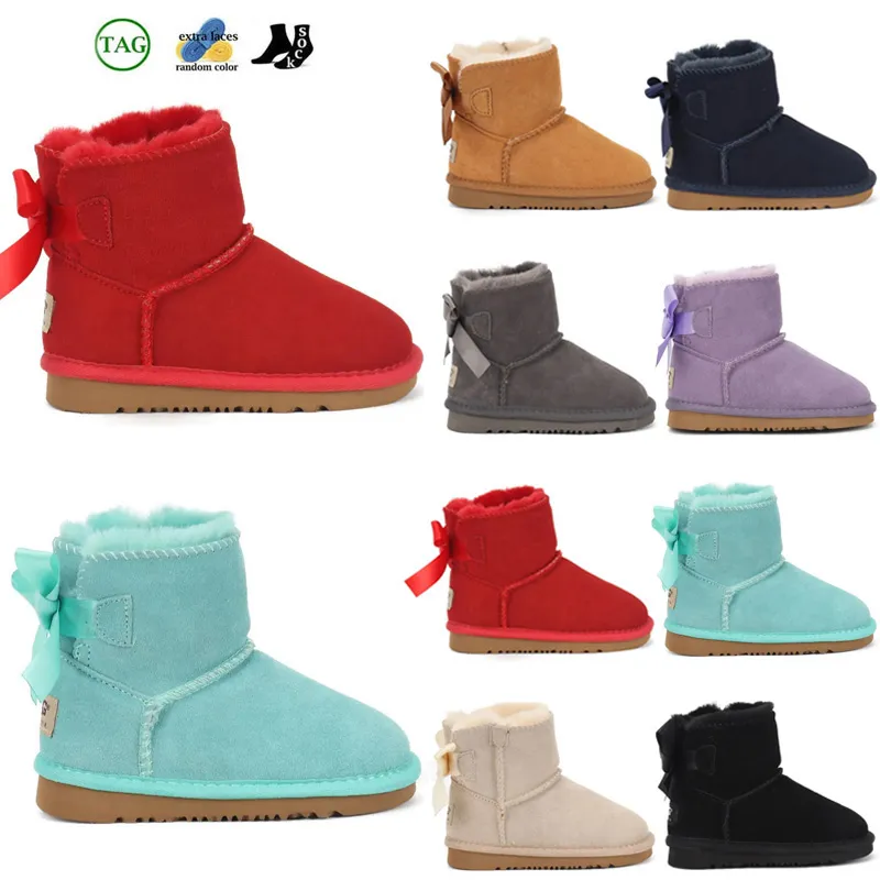 20211 Designer Enfant Femmes Bébé Enfants Cheville Mini Bottes De Neige En Peau De Mouton En Peluche Fourrure Garder Au Chaud Bottes AUS Australie Court Doux Confortable Filles Garçons Botte Avec Carte Dustba