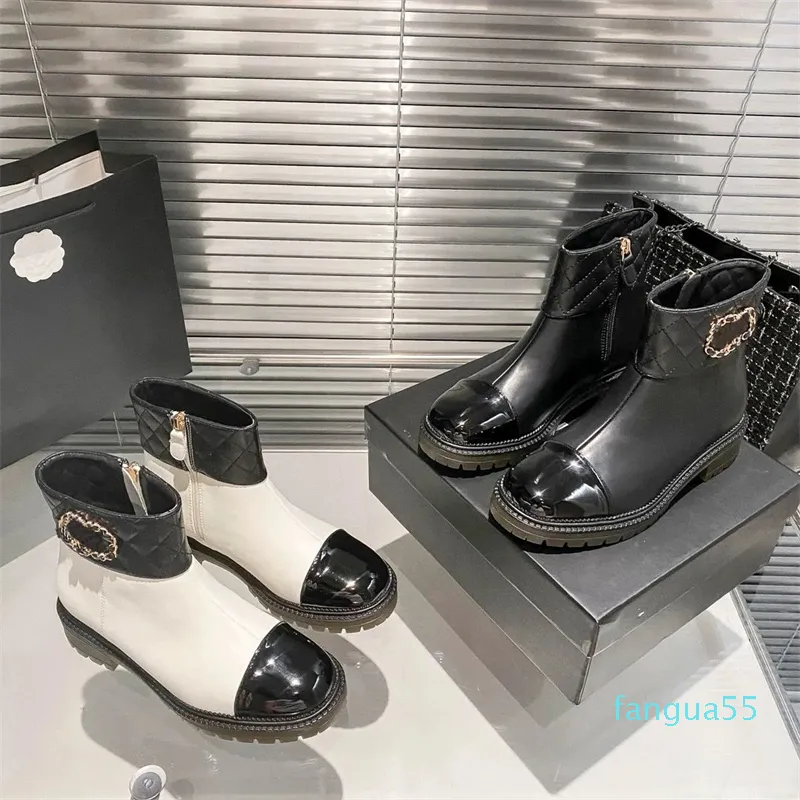 NUOVA piattaforma Scarpe casual pioggia Piatto Donna Stivale corto Abito nero stivaletti da arrampicata tacco in pelle all'aperto sneaker ragazza di lusso Designer neve invernale Martin