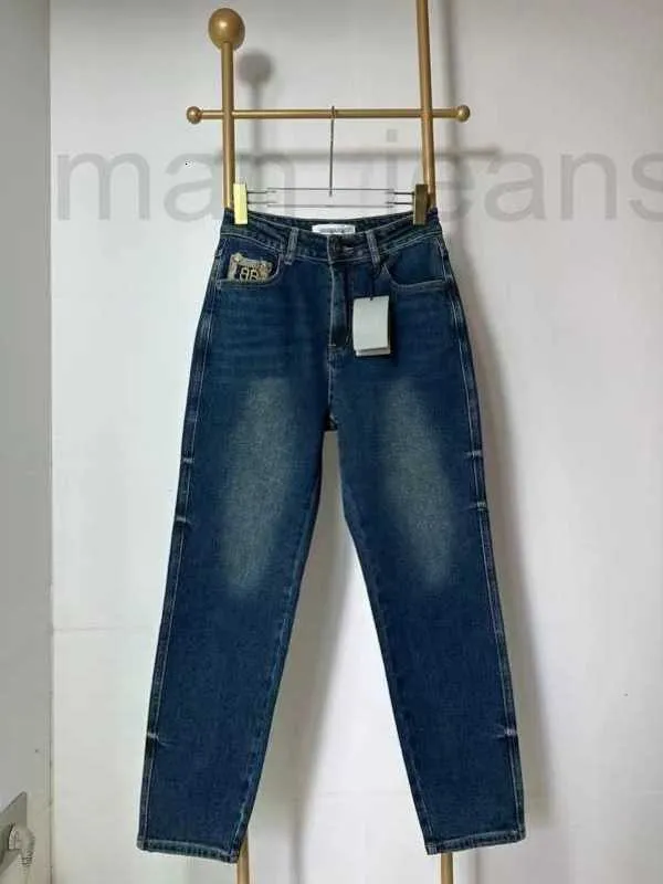 Jeans femme Designer 2023 Automne/Hiver Nouvelles Femmes Slim Fit Poche Lettre Tuyau De Fumée Pantalon Jeans Occasionnels 85Q6
