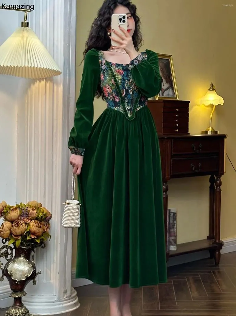 Casual Dresses Vintage France Green Velvet Floral Dress For Women Chic Auricular A-line Party Prom Robe Winter Spring Harajuku Clothes