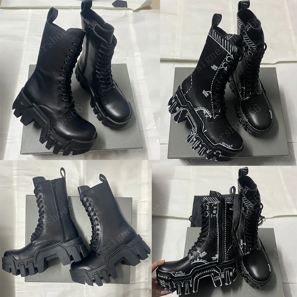 BOTA FEMININA BULLDOZER COM LACE-UP EM PRETO e branco esboço em couro de bezerro fosco 67155 Design robusto Sola de borracha dentada grossa Botas de couro botas de grife botas de motocicleta