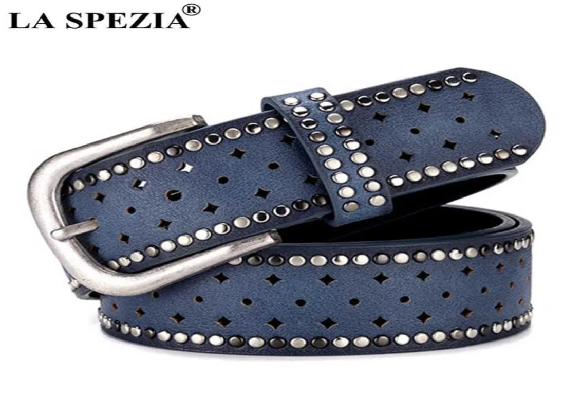 SPEZIA PU LEATHER BELE Women Rivet Pin Buckle Belt för byxor Female Navy Designer Brand Hollow Rivet Leather Dies Belt Q06255394485