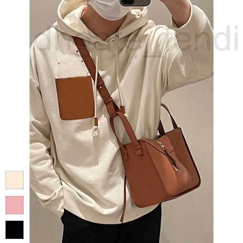 Women's Hoodies Sweatshirts Designer Brand Rib Bag Leather Flame Hoodie 2023 Autumn New Hooded Drawstring Pullover Casual Looped Top XY3947 Lyti